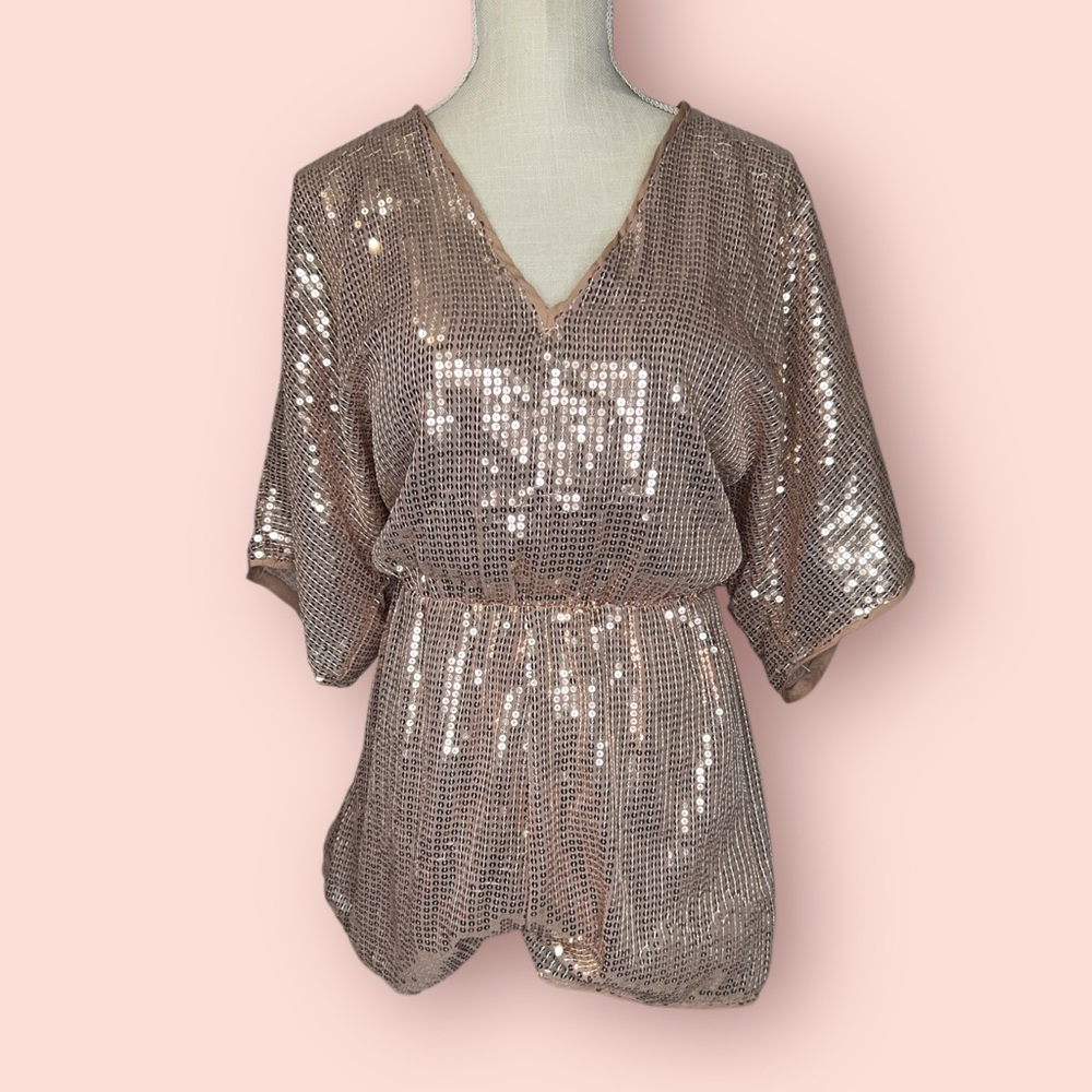 Ark & Co Rose Gold Sequin Romper V-Neck Open Back Party Size L